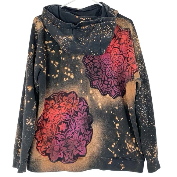 Nike Hoodie Sweatshirt Pullover Womens Size Large Mandala Stencil Upcycled Black - Picture 2 of 13